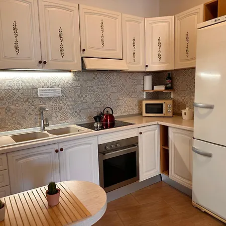 Casetta 181 - Flat In - My Place Neapol